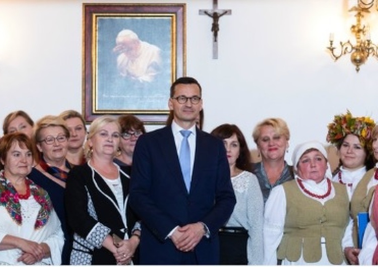 Premier Mateusz Morawiecki: "Siła polskiej wsi to siła polskich kobiet!"