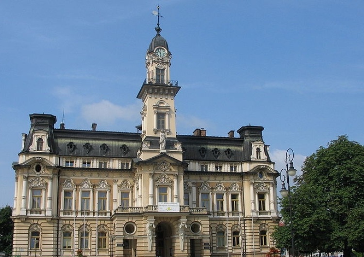 Jerzy Bukowski: "Nowy Sącz w hołdzie bohaterom niepodległości"
