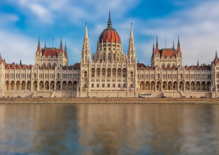  Węgrzy pozywają Parlament Europejski