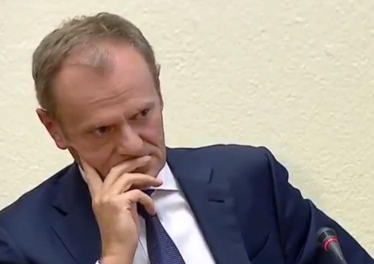  [video] Tusk do komisji: Panowie Morawieccy według waszej logiki powinni być skazani i spaleni na stosie