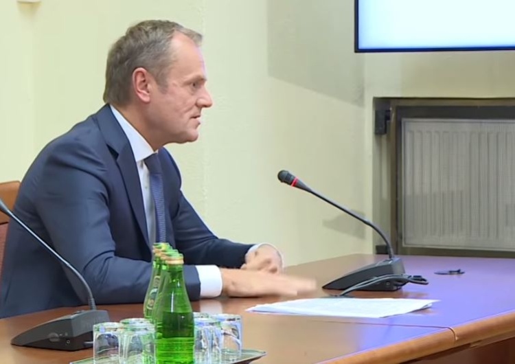 Zbigniew Kuźmiuk: Kuriozalna wypowiedź Tuska - "Po moich rządach Polskę było stać na wypłatę 500 plus"