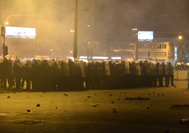 Marsz Niepodległości 2014 [Wideo] "Respect Us" apeluje - nie pozwólmy by na Marszu Niepodległości doszło do zadym