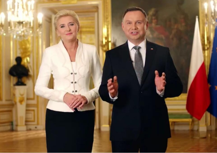  [video] Para Prezydencka zachęca do świętowania i wspólnego odśpiewania hymnu: "Niech połączy nas Polska"