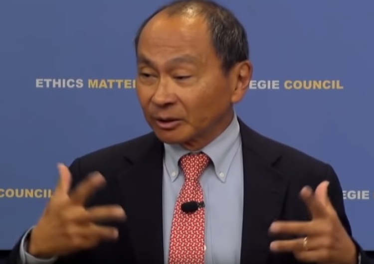 #fakenews Fukuyama pisze o prezydencie i premierze, którzy "dołączyli do faszystów". Jest jeden problem