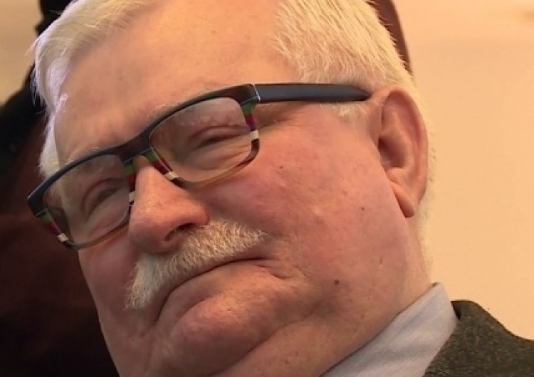 Wałęsa: "Chcecie aferę większą od KNF? Sprawdźcie Cenckiewicza". Prof. Cenckiewicz: Zapraszam