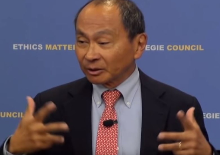Francis Fukuyama usunął wpis szkalujący Marsz Niepodległości