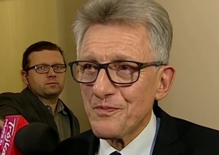 Piotrowicz o nowelizacji ustawy o SN: Czasami trzeba zrobić krok do tyłu, aby zrobić dwa do przodu