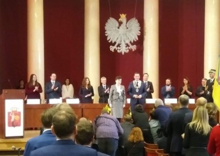 Trzaskowski do HGW po zaprzysiężeniu na prezydenta Warszawy: "Odmieniła Pani Warszawę!"