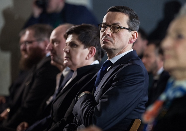  Nowy sondaż: Rząd Morawieckiego z coraz większym poparciem