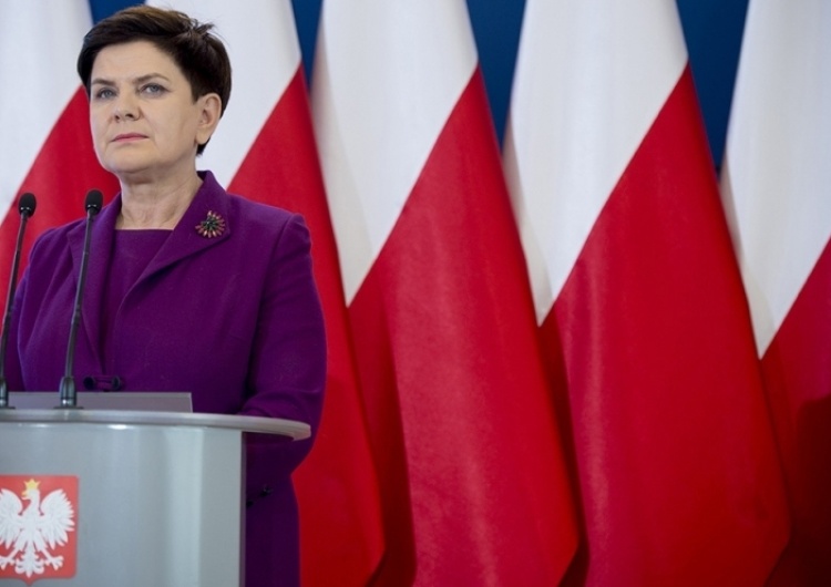  Premier Beata Szydło do Polaków w Londynie: Polska przyjmie was z otwartymi ramionami