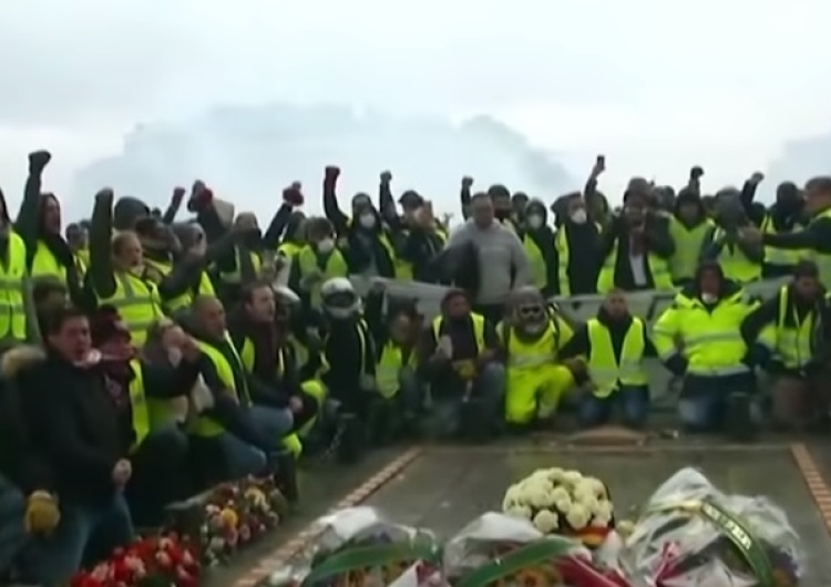  [video]  Francuscy policjanci nie chcą konfrontacji z protestującymi