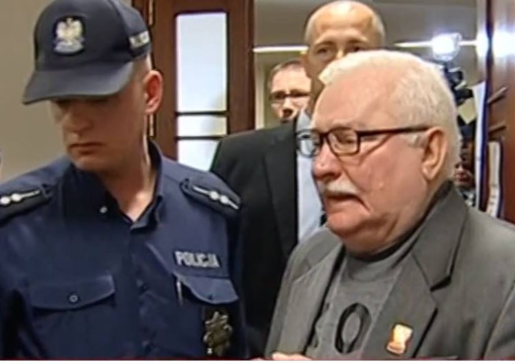  Lech Wałęsa musi przeprosić Jarosława Kaczyńskiego