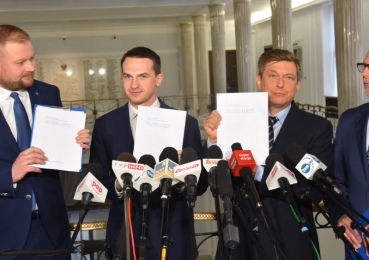 Kto spłaci długi Nowoczesnej, gdy upadnie? Skarbnik odpowiada