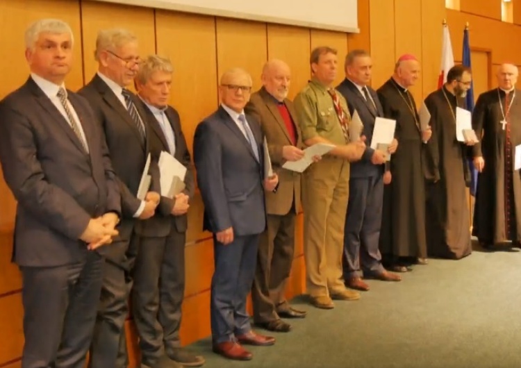 Medale 100-lecia Odzyskania Niepodległości wręczono pięćdziesięciu Podlasiakom