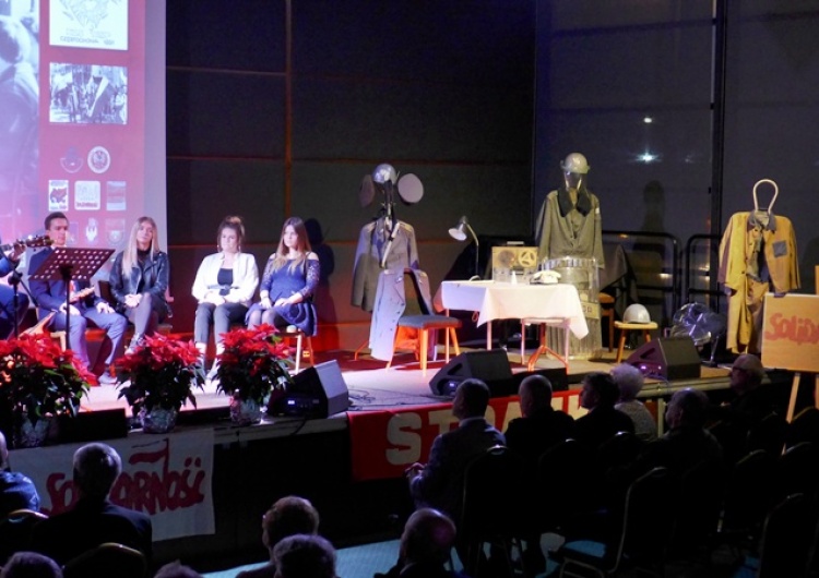 Uroczystość wręczenia statuetek "IKAR"
