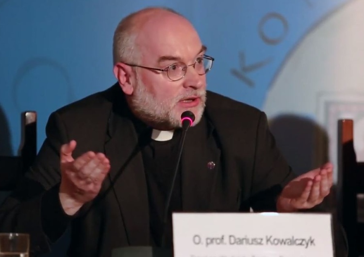 Ks. D. Kowalczyk mocno o procesie Wałęsa-Kaczyński: "Nie chcę sądokracji. Po co to było Kaczyńskiemu?"