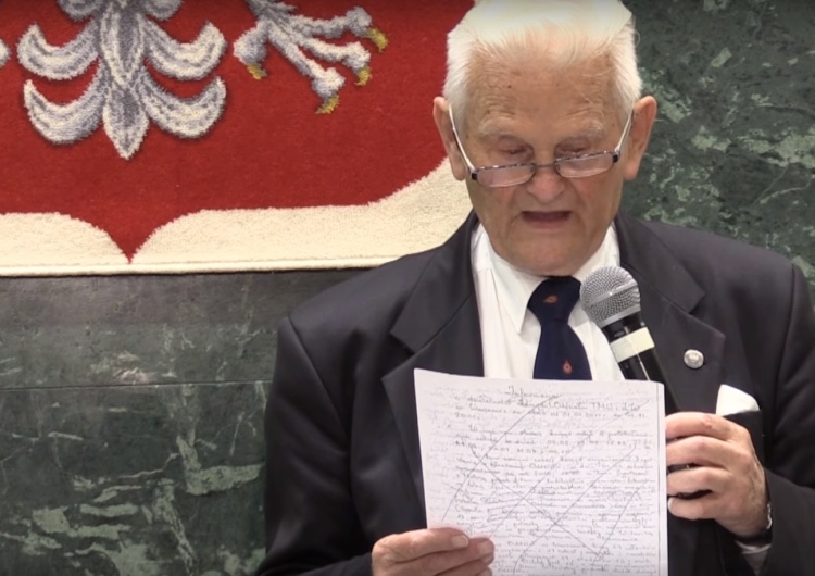 13 grudnia kombatanci apelują do władz Warszawy o nierekomunizowanie nazw ulic. Bezskutecznie