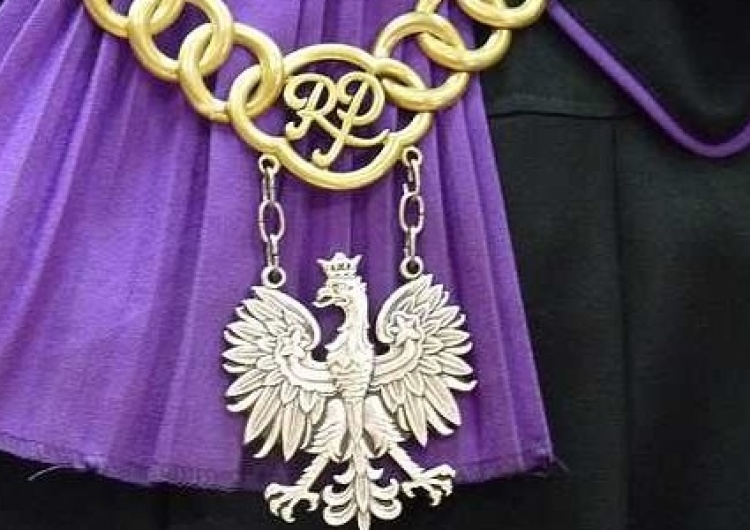 Sędziów pozywających Gazetę Polską sąd zwolnił z opłat na podstawie... ustawy o IPN