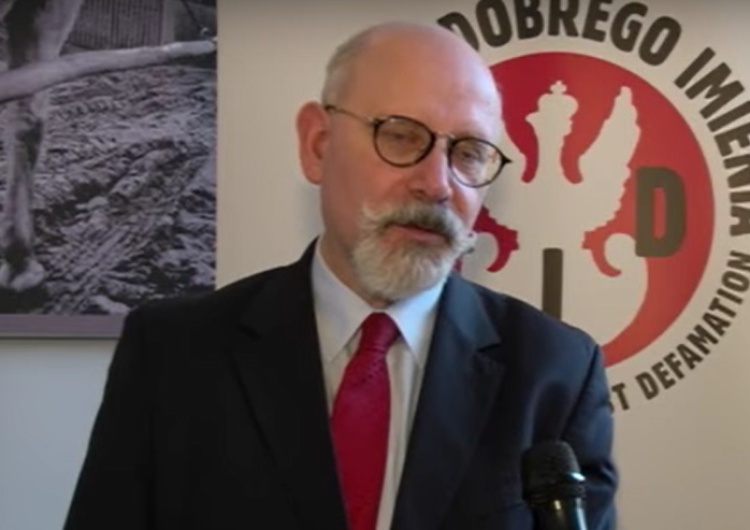  "Aktywiści" zniszczyli plakaty Wojciecha Korkucia. RDI: Doniesienie o przestępstwie