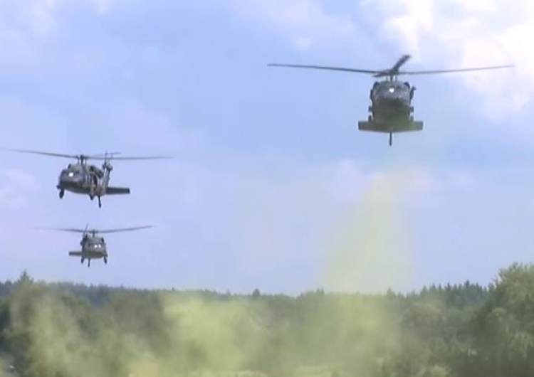  MON podpisał umowę na dostawę czterech maszyn Black Hawk