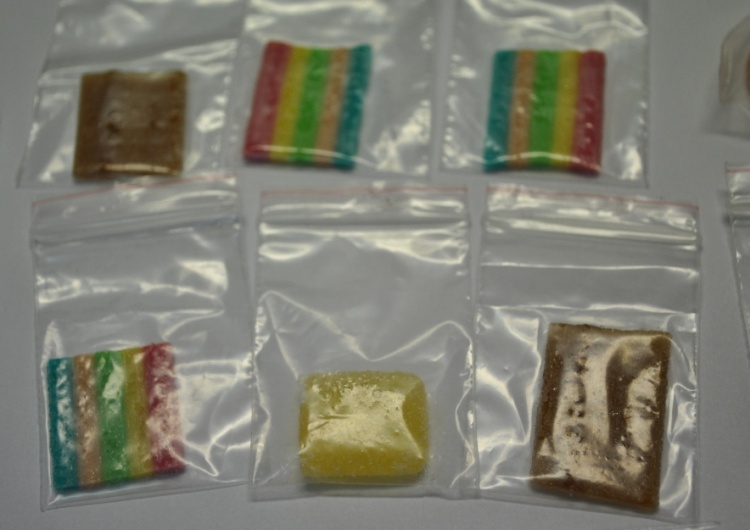  Policja ostrzega: Uwaga na żelki z LSD