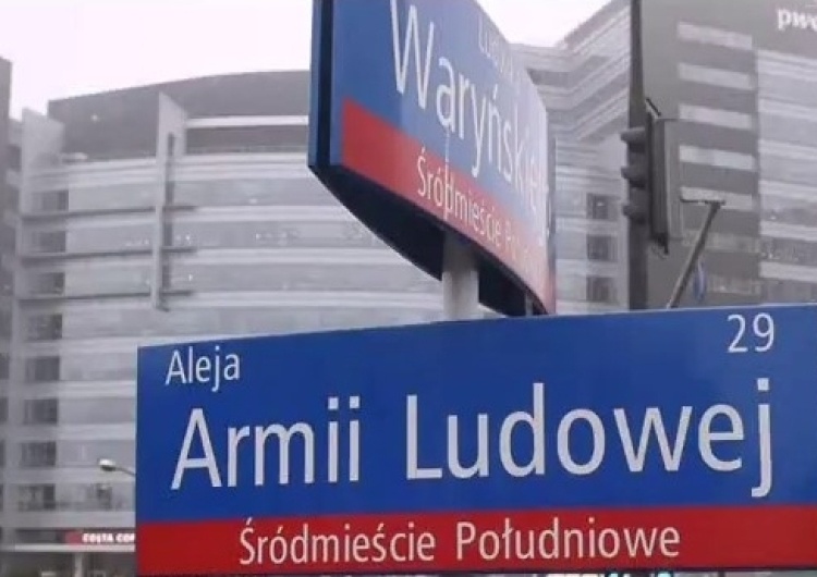 Rekomunizacja ulic. Jan Pawlicki: "Panie Prezydencie Trzaskowski wpłacam 500 zł za tablicę Zapory..."