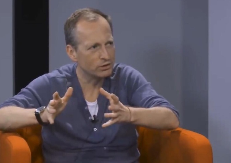 Konrad Piasecki ostro do działaczy Wiosny: "Sugeruję, żeby skupili się na tworzeniu list do PE..."