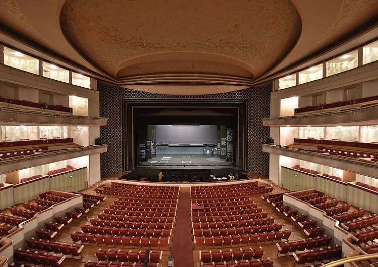 Jest reakcja Teatru Wielkiego. Z powodu żałoby narodowej odwołuje swoje spektakle