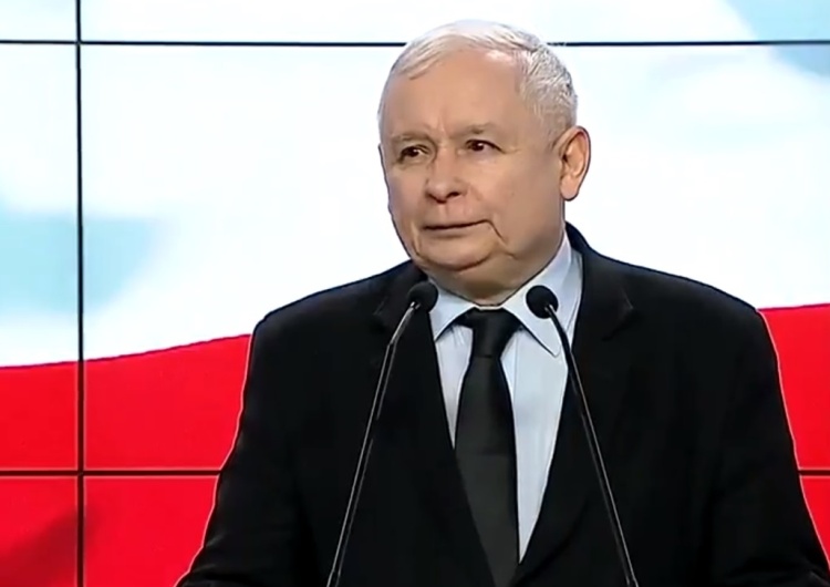 "Do Rzeczy": Tajna narada na Nowogrodzkiej za plecami Morawieckiego