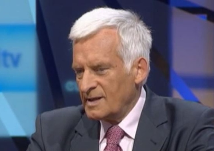  Jerzy Buzek: Gdybym był szefem rządu poleciałbym dzisiaj do Izraela
