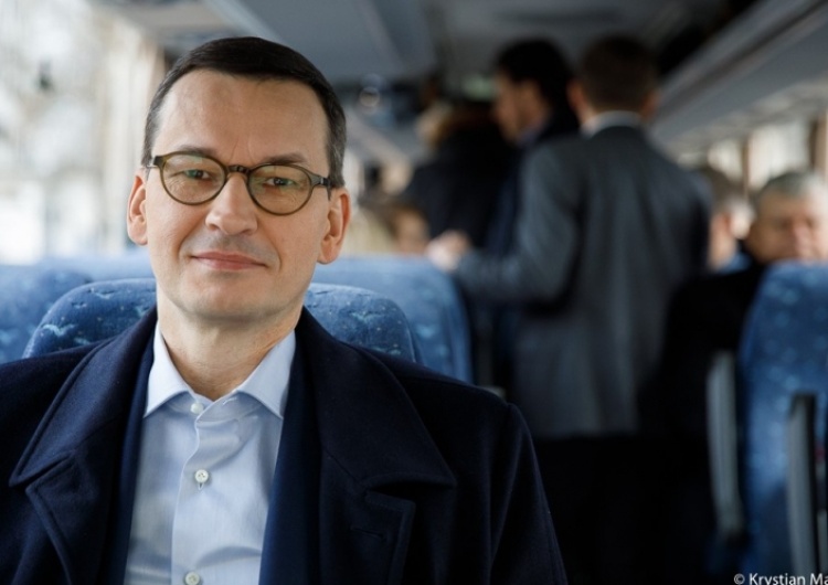 J.Szewczak: Operacja dinozaur zakończona, "Nowa 5-tka PIS" zaprezentowana, cud gospodarczy nad Wisłą trwa