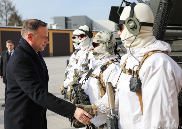 Prezydent spotkał się z komandosami z Lublińca