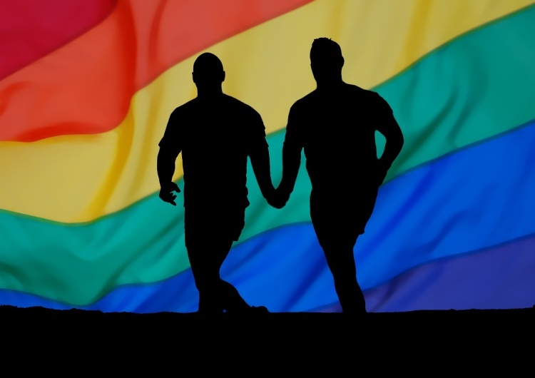 WHO alarmuje: Wśród homoseksualistów rośnie liczba zakażeń wirusem HIV