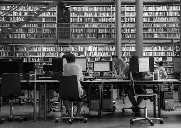 Biblioteka Narodowa przyznala nagrodę literacką Skrzydła Dedala 2016