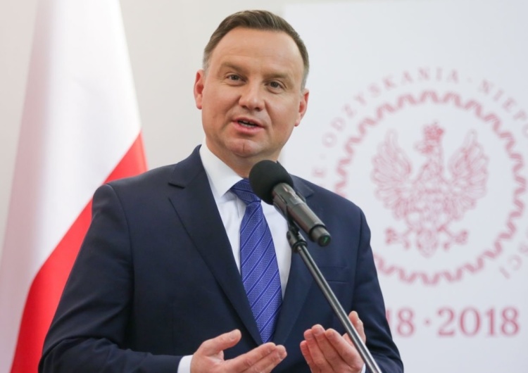  [Sondaż] WP: Tusk znacząco przegrywa z prezydentem Dudą