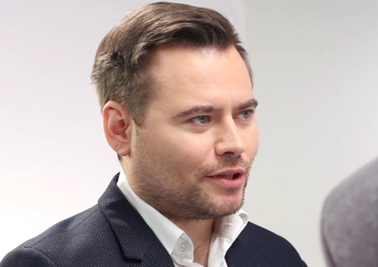 Stanowski szydzi ze "standardów WHO": "Myślalem, że mój pięciolatek rozwija sie prawidłowo, a on..."
