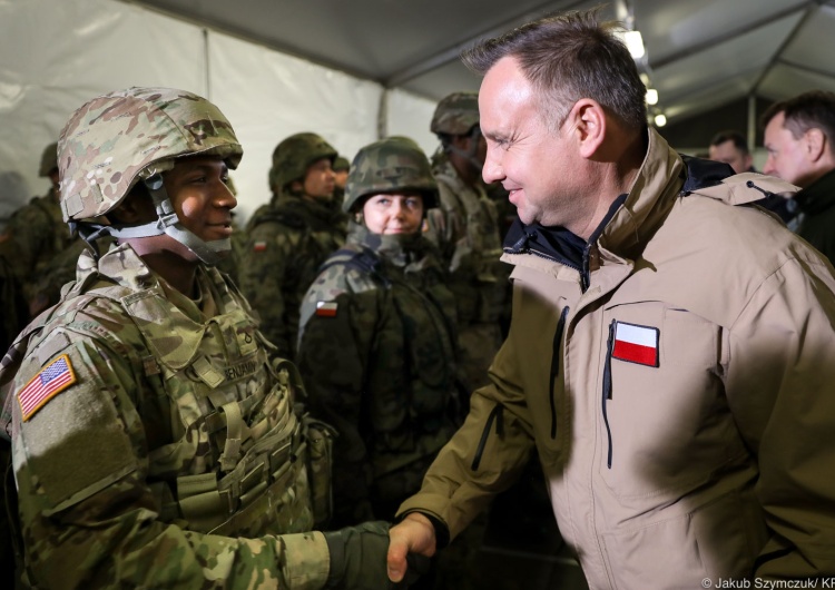 Prezydent: W tej chwili czujemy się w NATO w stu procentach