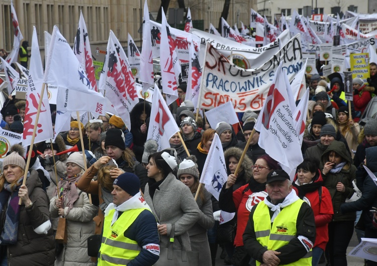 Tomasz Gutry [Fotorelacja] Część 2 Manifestacja Pracowników sądów i prokuratury.