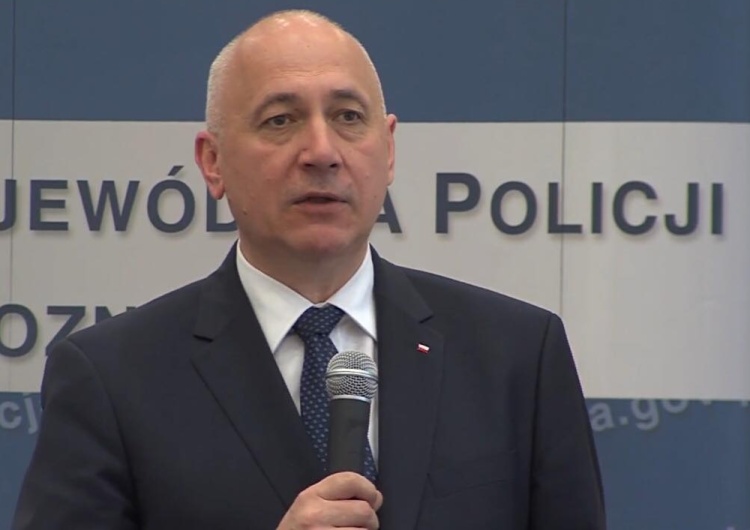 Min. Brudziński: "Polska Policja będzie bezwzględnie reagować na tego typu groźby karalne..."