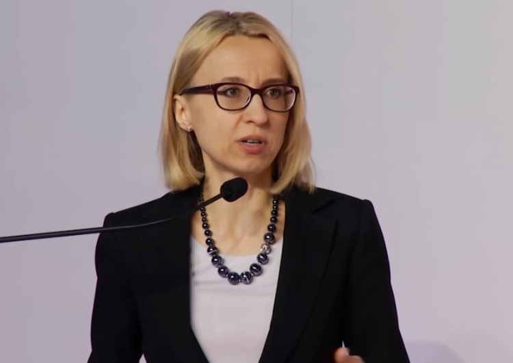 "DGP": Minister Finansów nie zgadza się "piątkę Kaczyńskiego"?