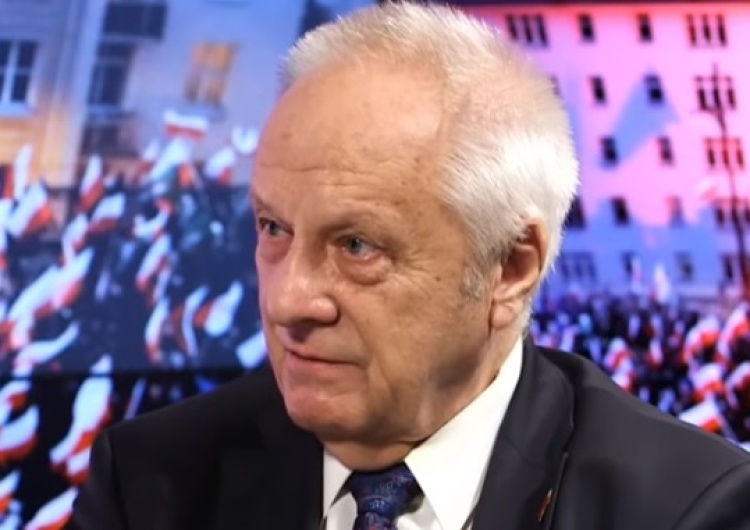 Niesiołowski ostro atakuje Schetynę: "To odrażająca i żałosna kreatura. Nie zasługuje na splunięcie"