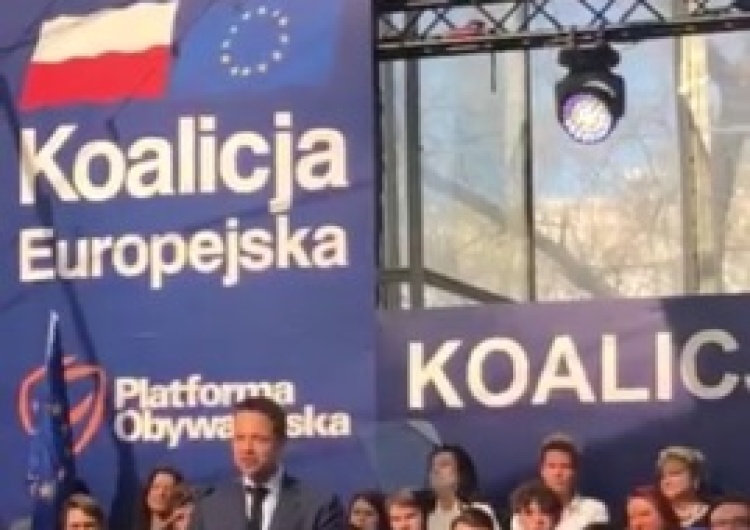 Rafał Trzaskowski: "To nam właśnie proponuje dzisiaj PiS. Politykę opartą na kompleksach"