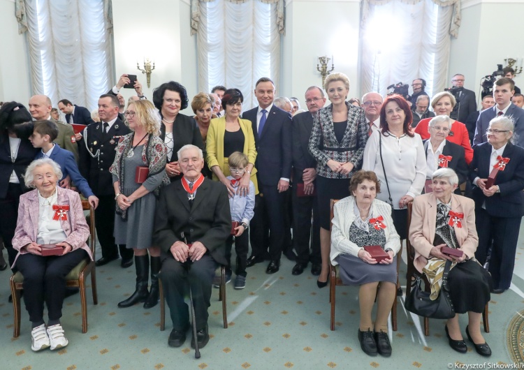 Lista prawdziwym świadectwem. Prezydent odznaczył Polaków ratujących Żydów w czasie II wojny światowej