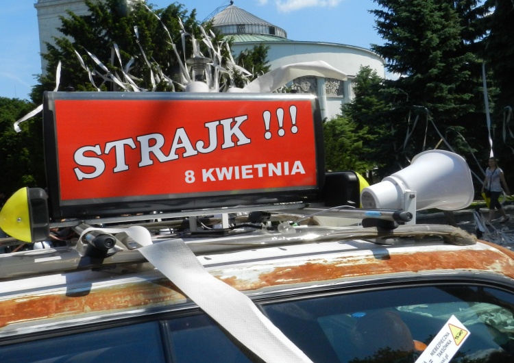 Będzie blokada Warszawy? Taksówkarze zaprotestują przeciwko nielegalnym przewozom osób