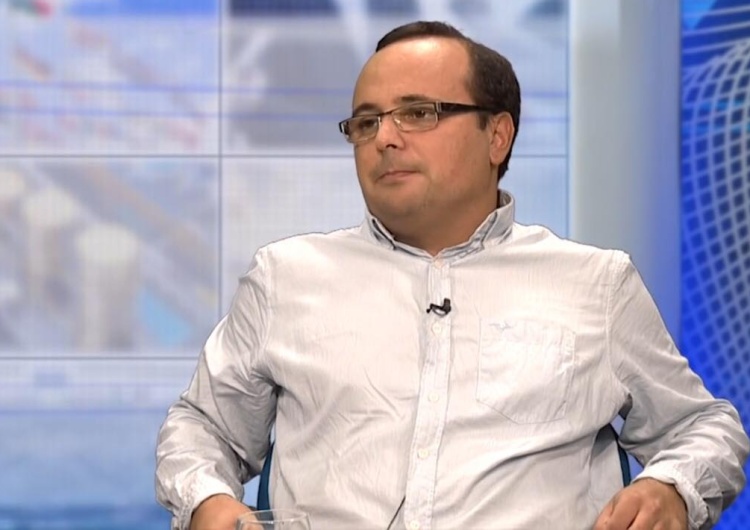 Palade o sondażu Kantara dla PE: "Doszliśmy właśnie do ściany z napisem: manipulacja sondażami"