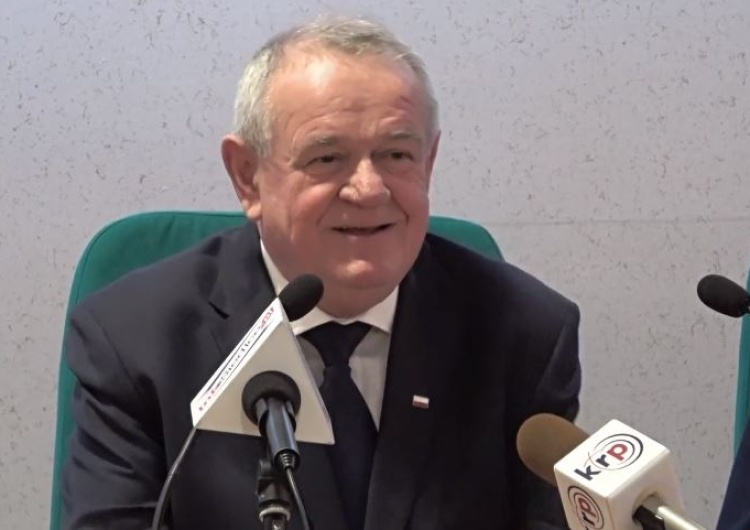 Pilne! Były prezydent Siedlec Wojciech Kudelski zaatakowany nożem. Trafił do szpitala