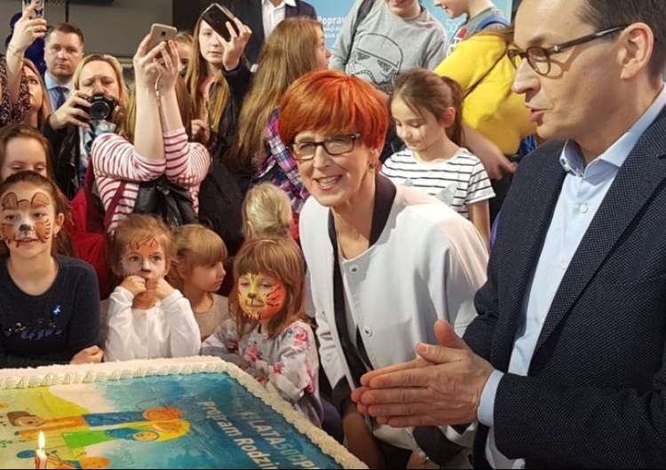 Wzrost liczby urodzeń, ograniczenie ubóstwa i lepsza jakość życia polskich rodzin, czyli trzeci rok 500+