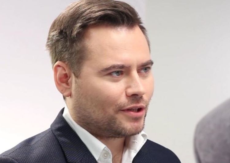 Stanowski: "Zabawne. Media codziennie podające fałszywe newsy uwiarygadniają się fake newsami 1 kwietnia"