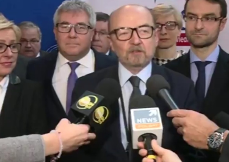Prof. Legutko o debacie o Polsce w PE: Ta debata jest pod każdym względem niedorzeczna