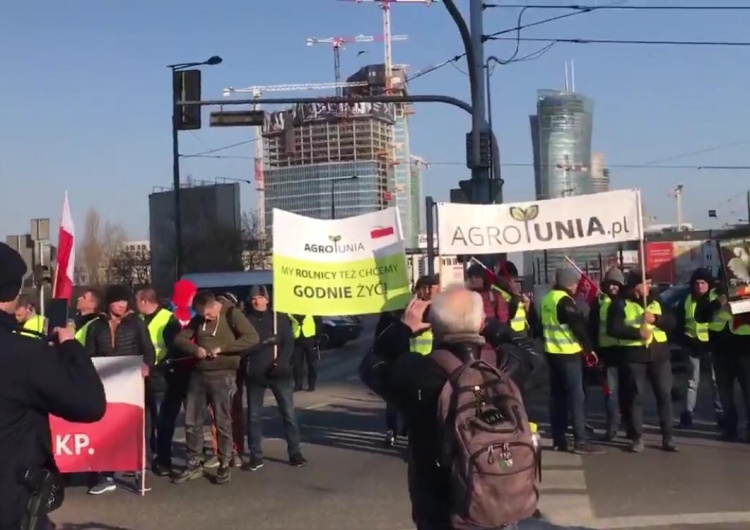 [video] AGROunia znów zablokowała ruch w stolicy